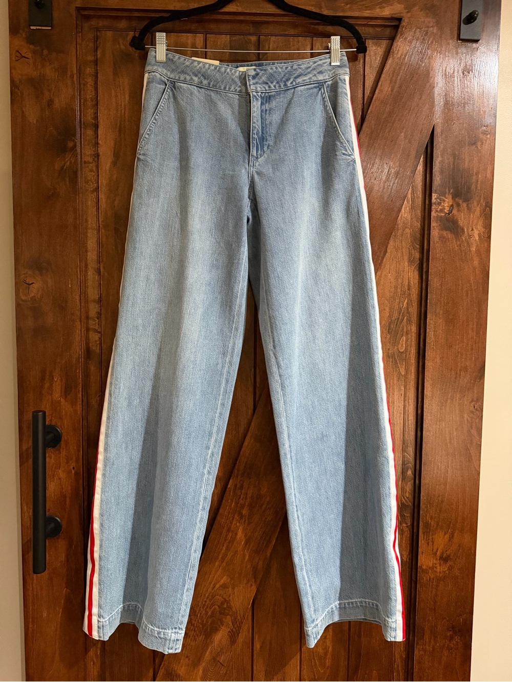 Alice + Olivia Xander Racing Stripe Jean - Picture 8 of 13